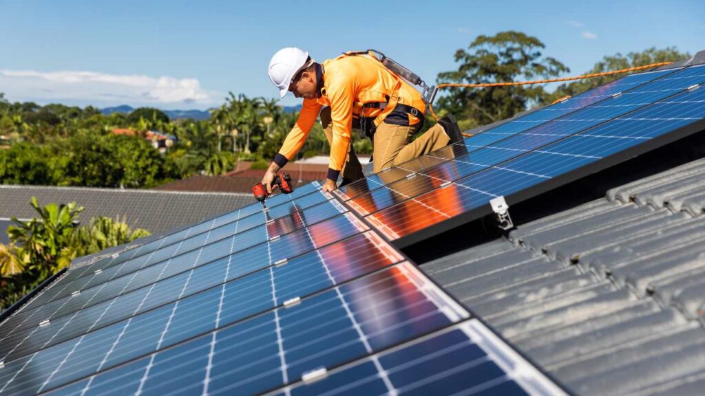 What Size Solar Inverter Do I Need? 2 adding-more-solar-panels
